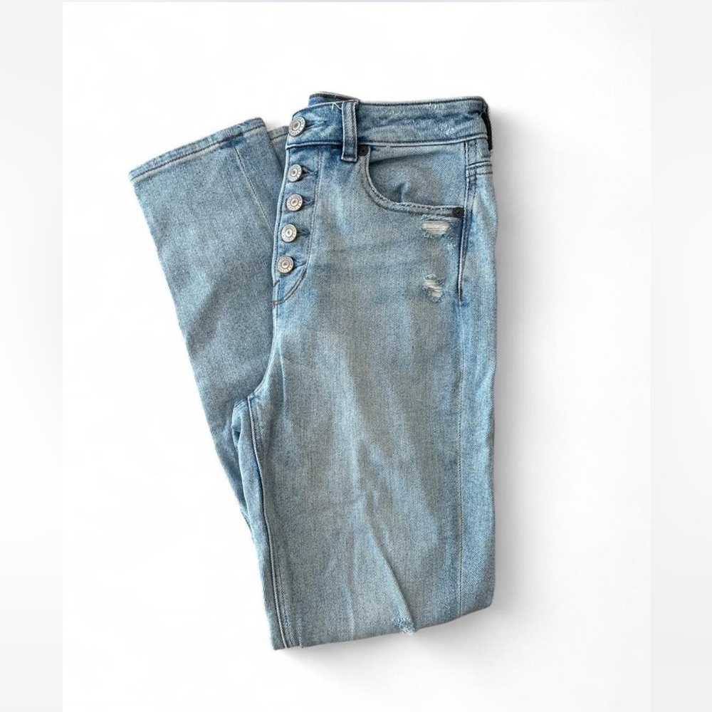 American Eagle Outfitters Classic Blue Mom Jeans